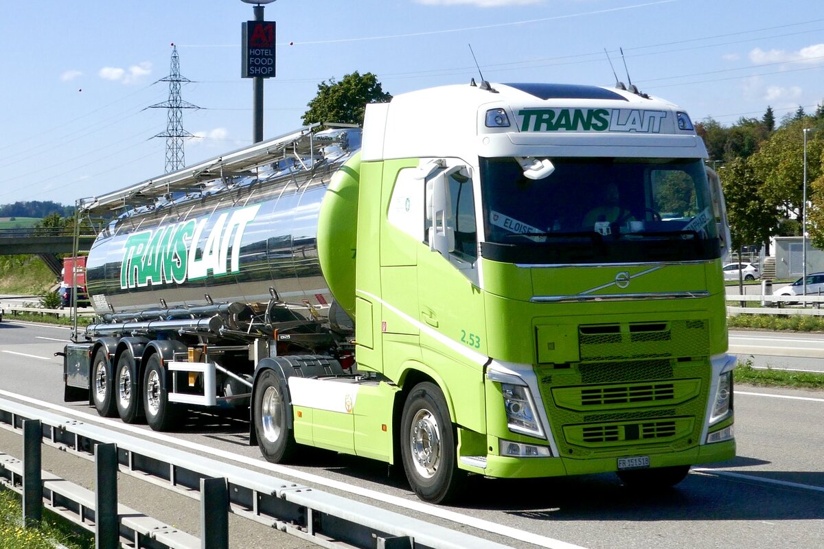 Ein Volvo Tanksattelzug von TransLait am 11.9.26 bei Grauholz.