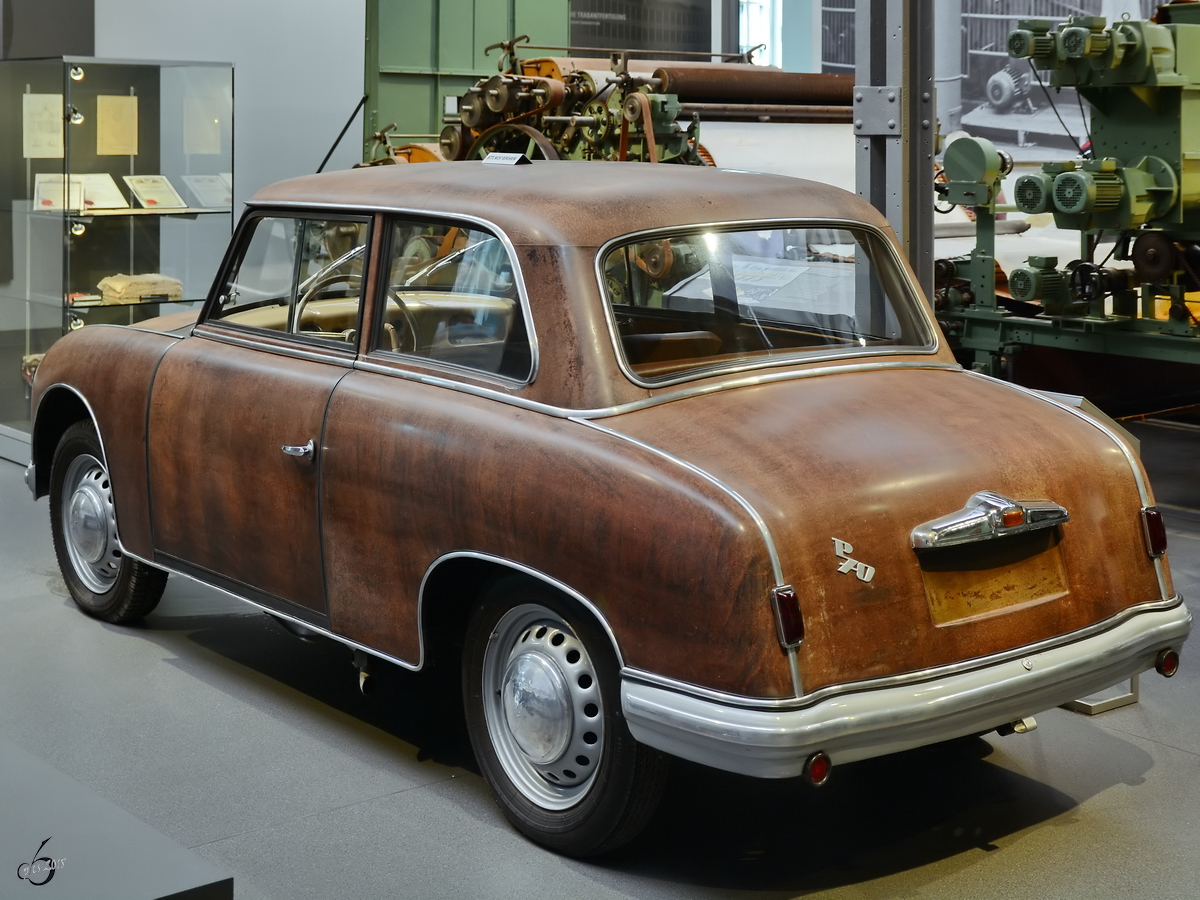Eine  blanke  AWZ P70 Limousine im August Horch Museum Zwickau. (August 2018)