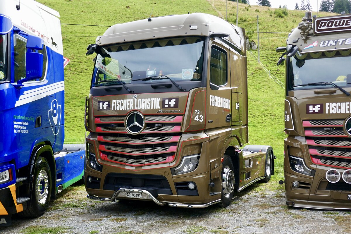 Eine MB Actros L Zugmaschne von Fischer Logistik am 29.8.26 beim Diemtigtaler Truck Treff.
