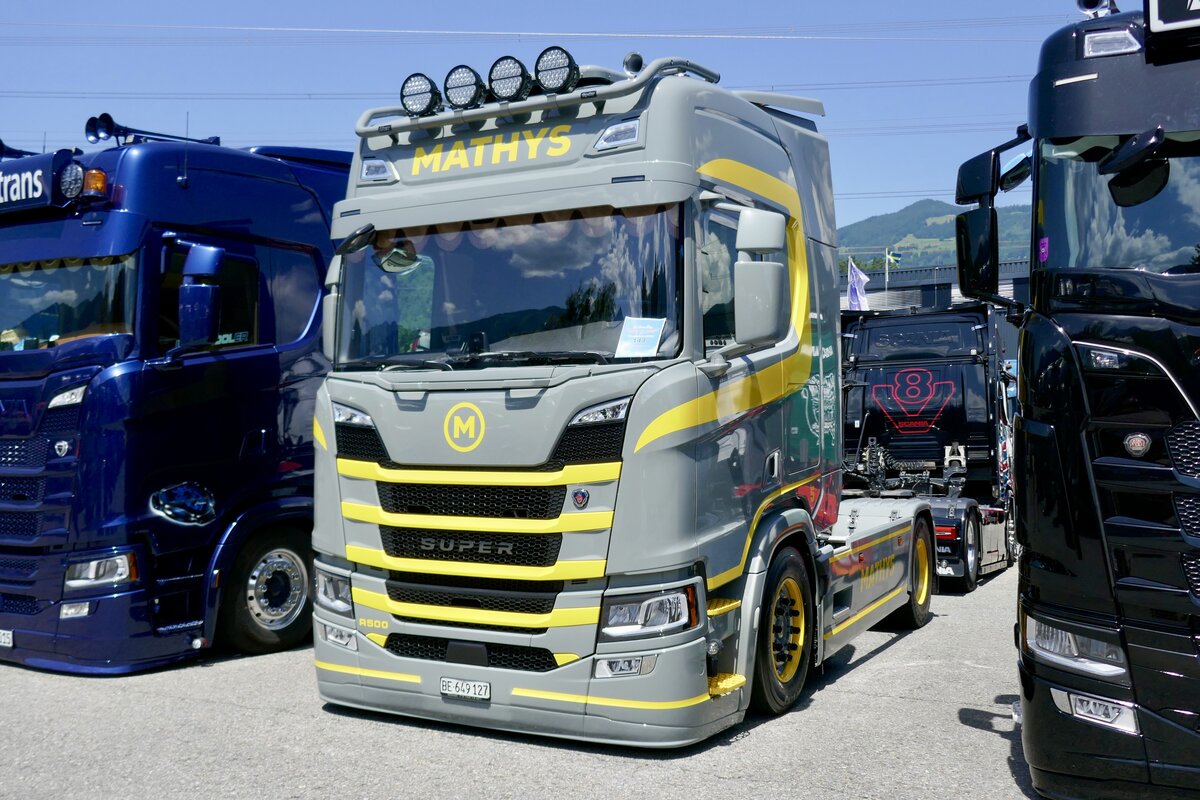 Eine Scania Zugmaschine von Mathys am 10.6.26 bei der L�ndle Truckshow.