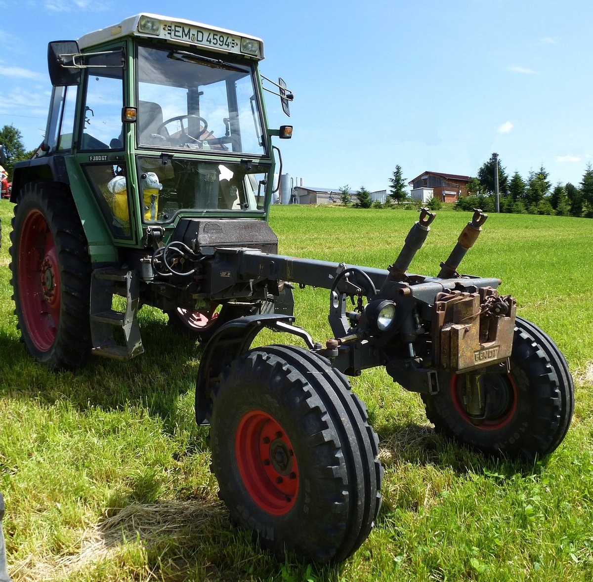 Fendt 380GT Gertetrger, die Modellreihe GT wurde gebaut von 1984-2003, Schleppertreffen Freiamt, Juni 2015