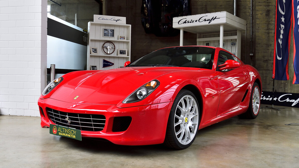 Ferrari 599 GTB gesehen in der Remise Düsseldorf (ex Meilenwerk), am 6.8.21