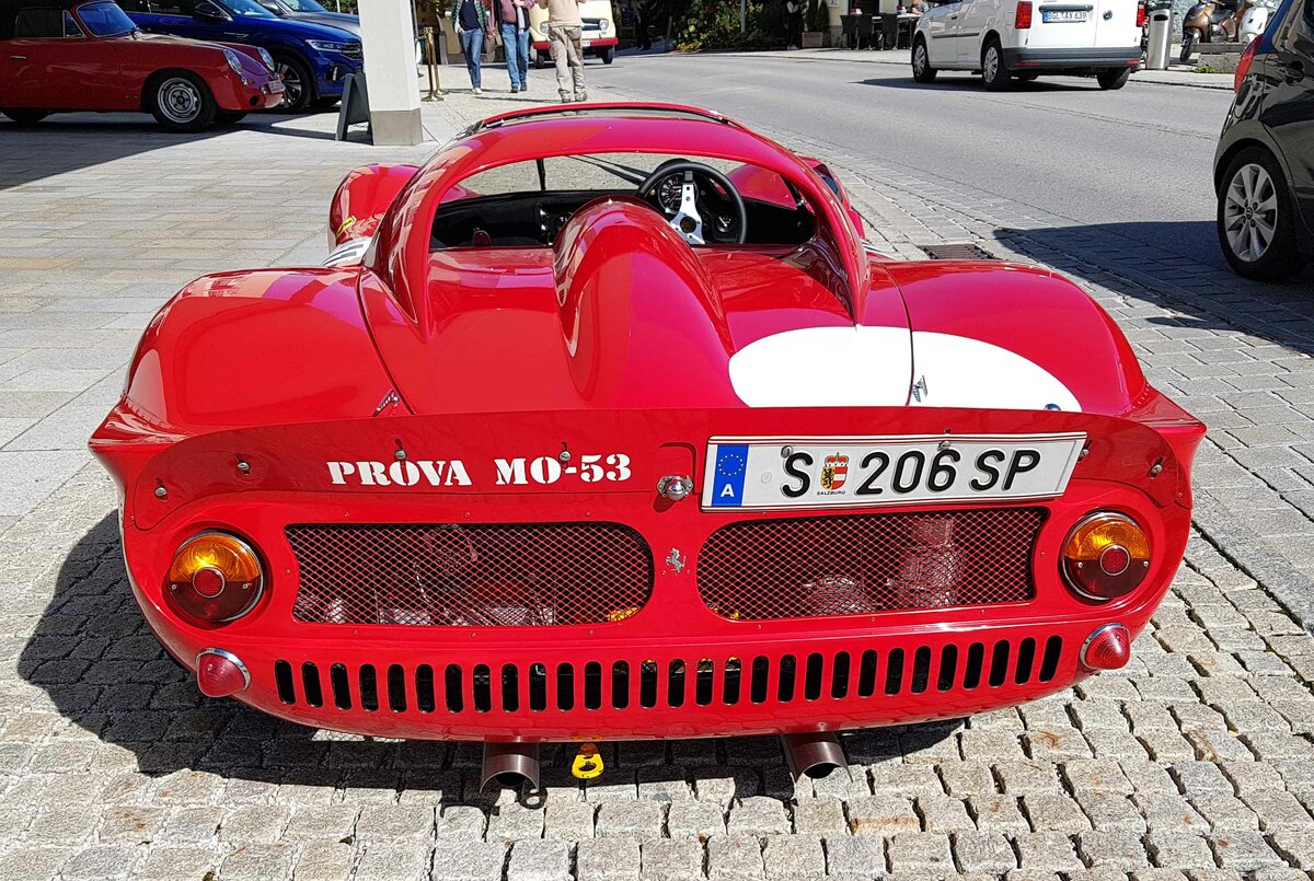 =Ferrari Dino 206 S, Bj. 1966, 1986 ccm, 190 PS, während der Präsentation der Rennteilnehmer des Rossfeldrennens  Edelweiss-Bergpreis  2022 im Markt Berchtesgaden.