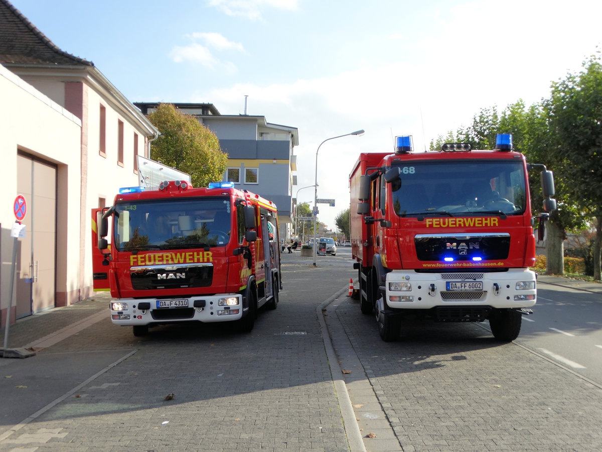 Feuerwehr Babenhausen MAN TGL LF10 (Florian Babenhausen 1-43) und MAN TGM GW-L2 (Florian Babenhausen 1-68) am 29.10.16 bei der Jahresabschlussübung