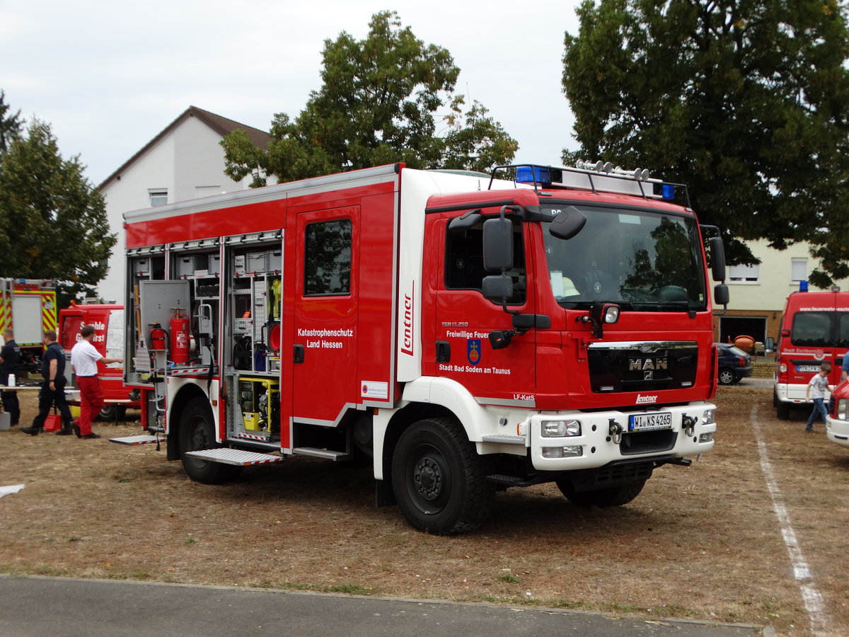 Feuerwehr Bad Soden im Taunus MAN LF20 KatS (Florian Bad Soden 1-45) am 17.09.16 beim Katastrophenschutztag des Main Taunus Kreis in Hochheim am Main