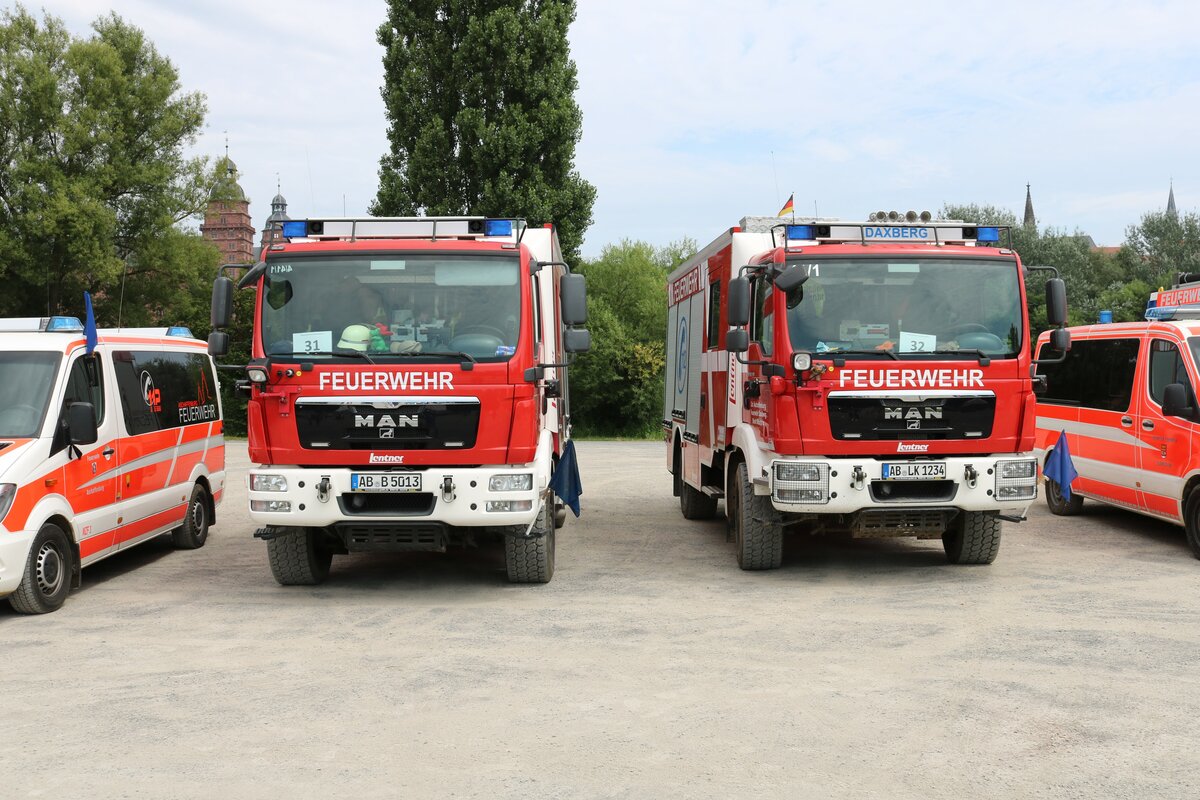Feuerwehr Daxberg und Aschaffenburg MAN TGM LF20 Kats am 24.07.21 auf dem Festplatz nach der Ankunft des Hilfeleistungskontingent Hochwasser/Pumpen Aschaffenburg aus dem Katastrophengebiet in Rheinland Pfalz