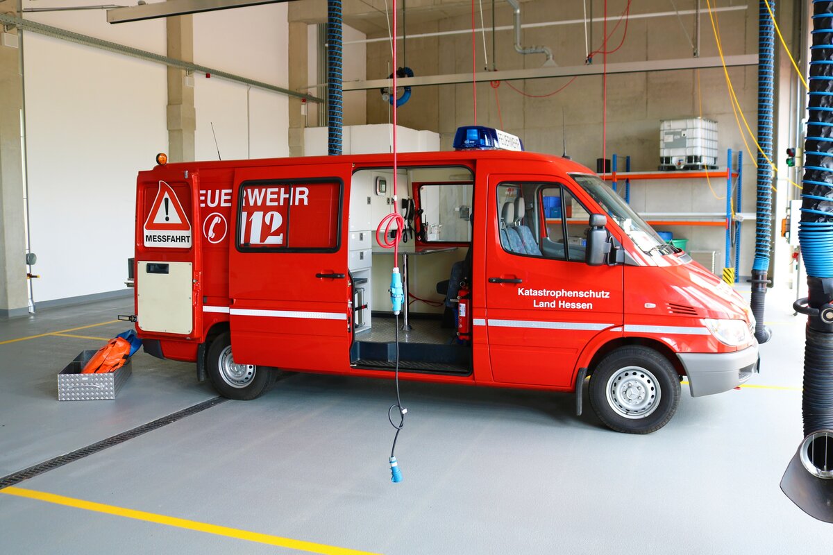 Feuerwehr Eschborn Mercedes Benz Sprinter GW ABC Erkunder am 11.06.22 in Eschborn beim der offenen Tür