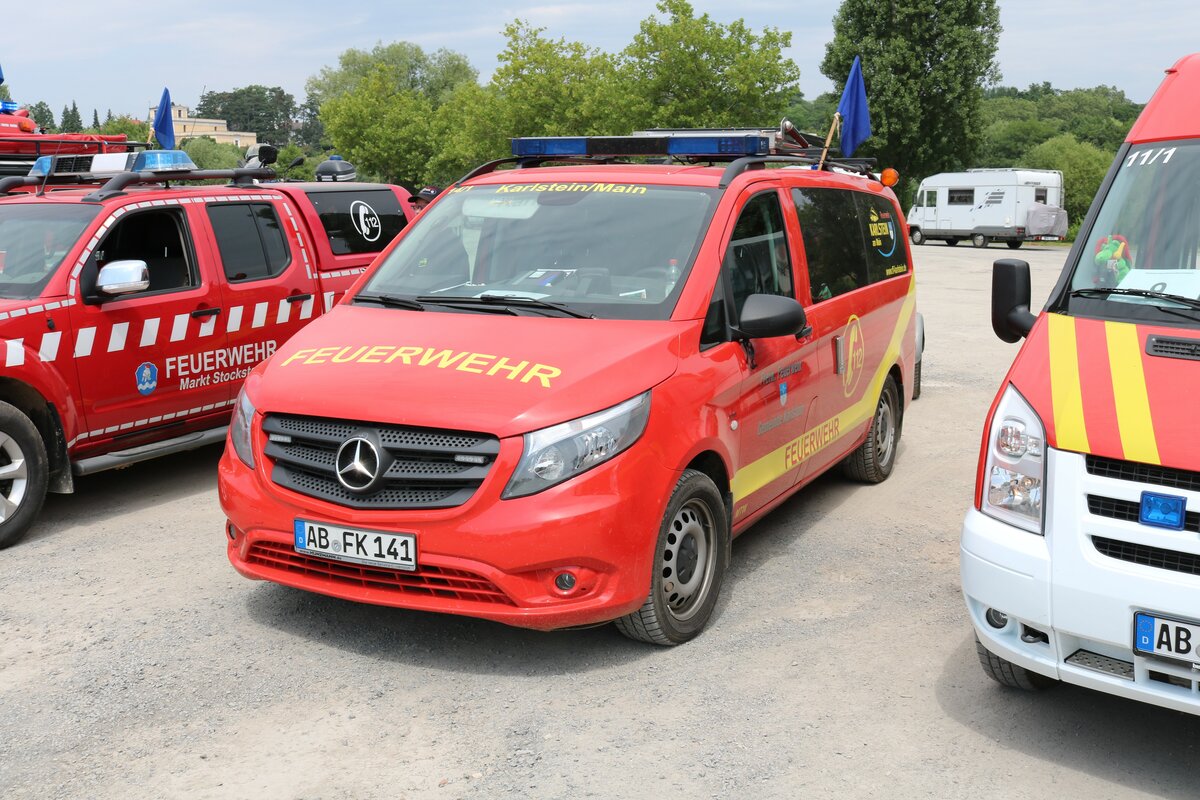 Feuerwehr Karlstein am Main Mercedes Benz Vito am 24.07.21 auf dem Festplatz nach der Ankunft des Hilfeleistungskontingent Hochwasser/Pumpen Aschaffenburg aus dem Katastrophengebiet in Rheinland Pfalz