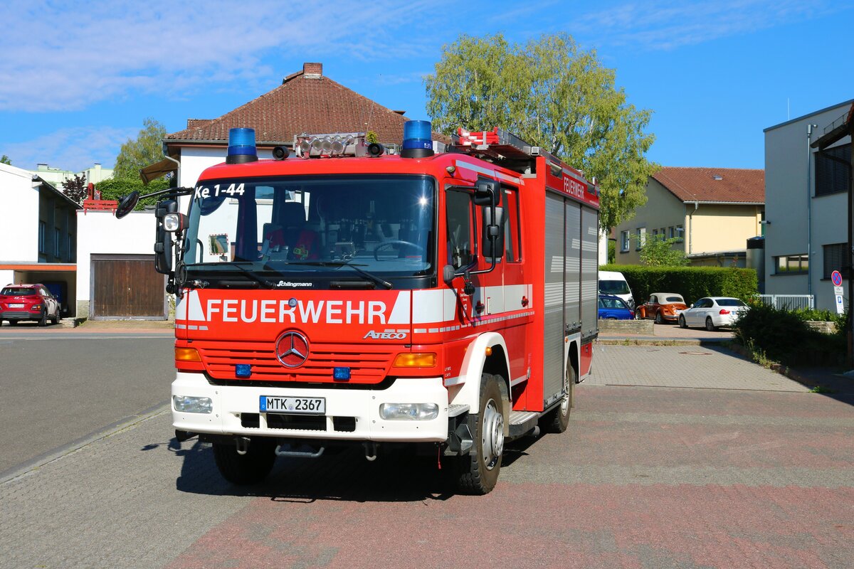 Feuerwehr Kelkheim Mercedes Benz Atego LF16 am 14.08.21 bei einen Fototermin