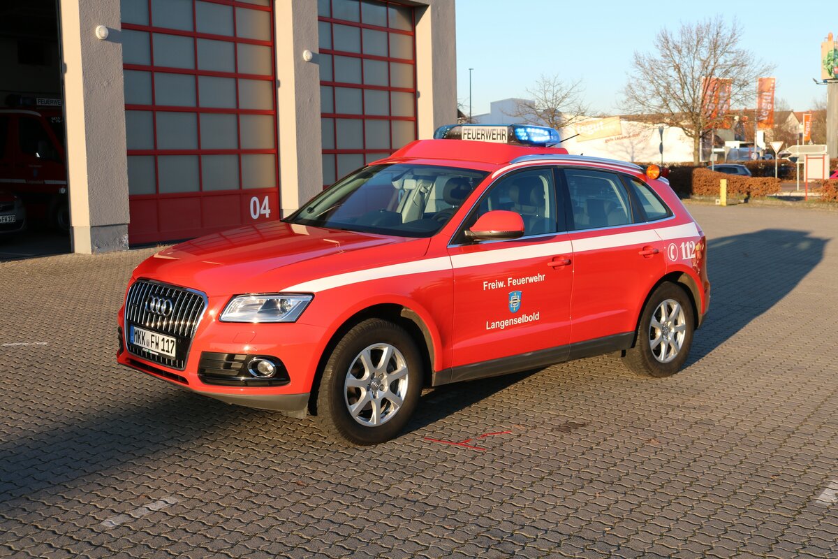 Feuerwehr Langenselbold Audi Q5 KdoW (Florian Langenselbold 1-10-1) am 21.12.21 bei einen Fototermin