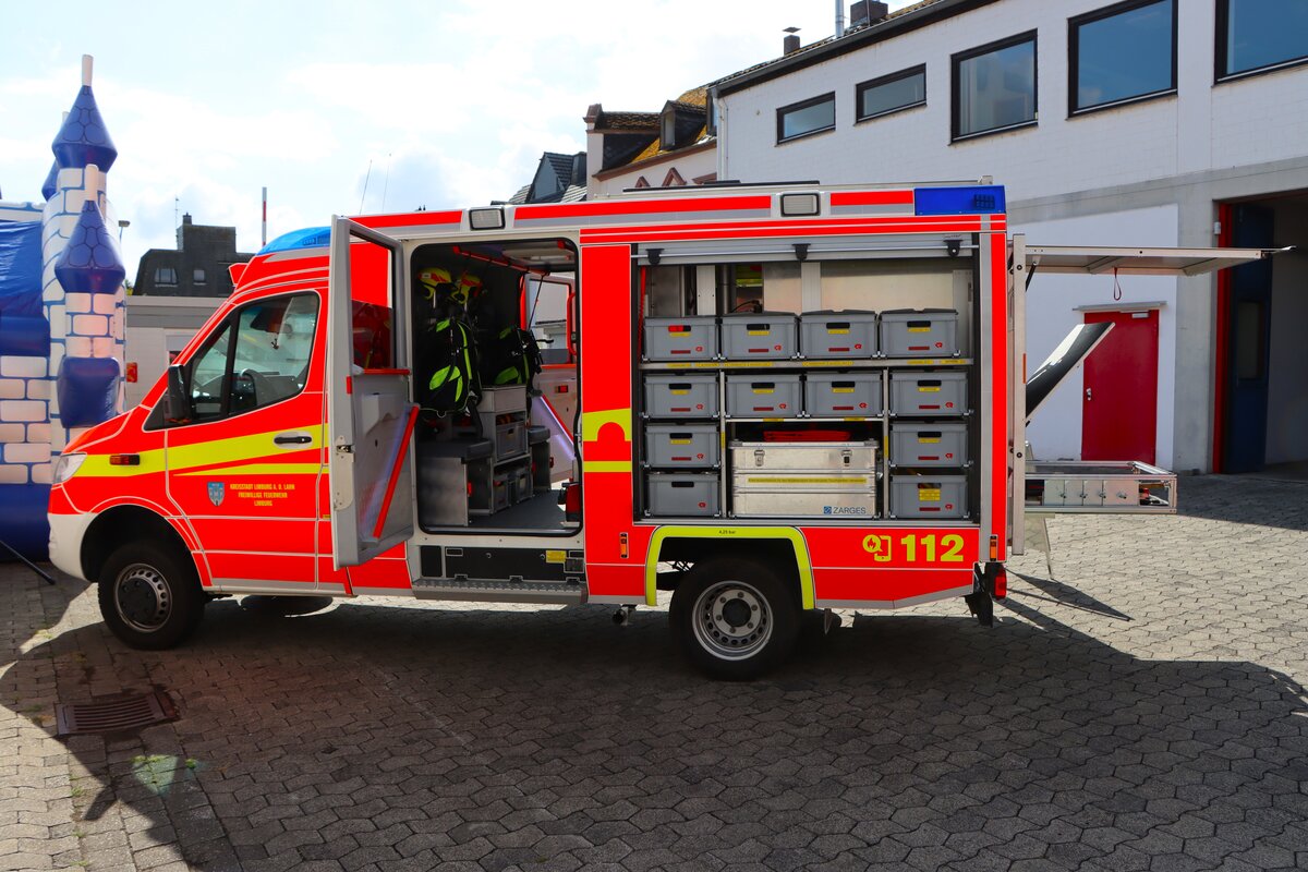 Feuerwehr Limburg an der Lahn Mercedes Benz Sprinter 519 4x4 Rosenbauer GW-Wasserrettung (Florian Limburg 1-58) am 23.08.26 beim Tag der offenen T�r
