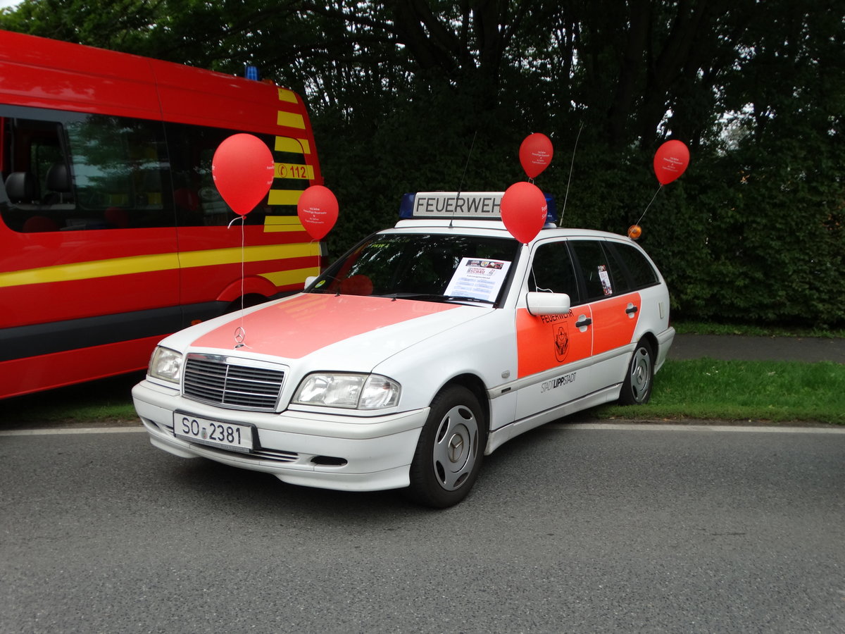 Feuerwehr Lippstadt Mercedes Benz E-Klasse bei einer Fahrzeugschau zum Jubiläum 125 Feuerwehr Sindlingen am 27.08.17.
