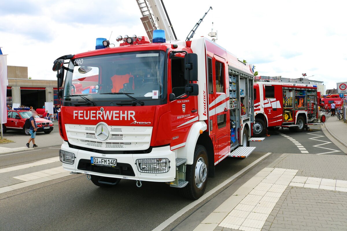 Feuerwehr Münster Mercedes Benz Atego StlF 20/25 am 09.07.22 beim Kreisfeuerwehrtag der Feuerwehr Münster