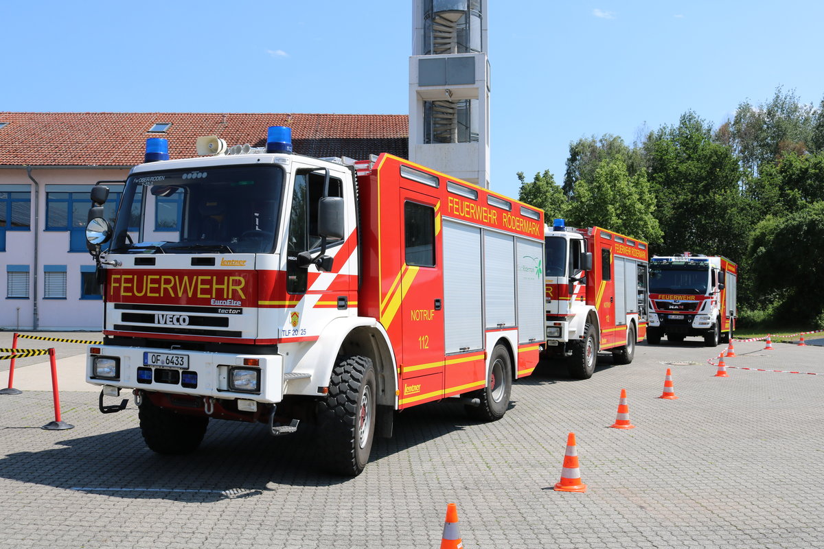 Feuerwehr Rödermark TLF20/25, HLF20/20 und HLF10 am 08.06.19 bei einen Fototermin 