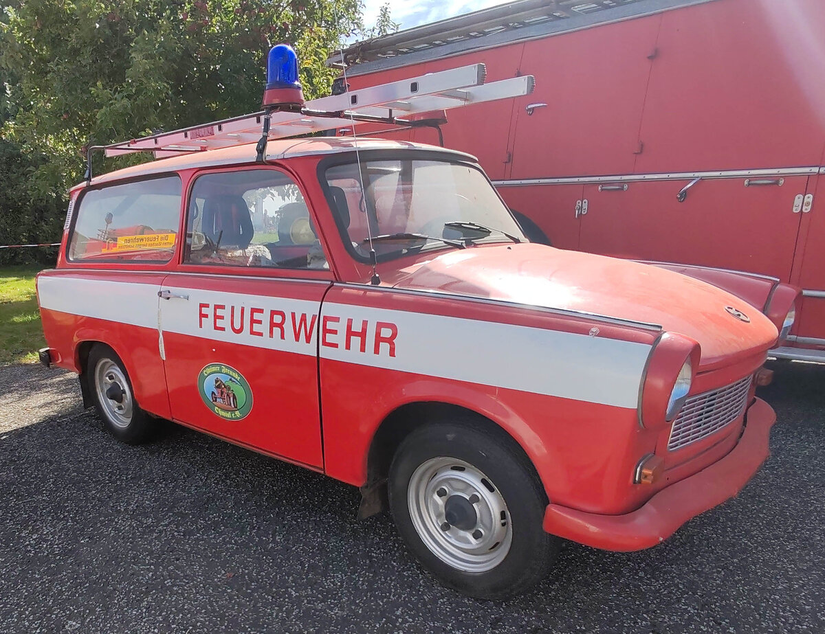 =Feuerwehr-Trabbi der OLDTIMERFREUNDE OHMTAL in Dannenrod, 09-2025