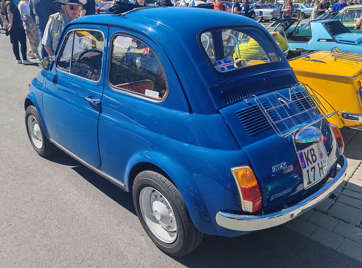 =Fiat 500, gesehen auf dem Ausstellungsgel�nde der Oldtimerveranstaltung in Frankenberg/Eder im Mai 2026.