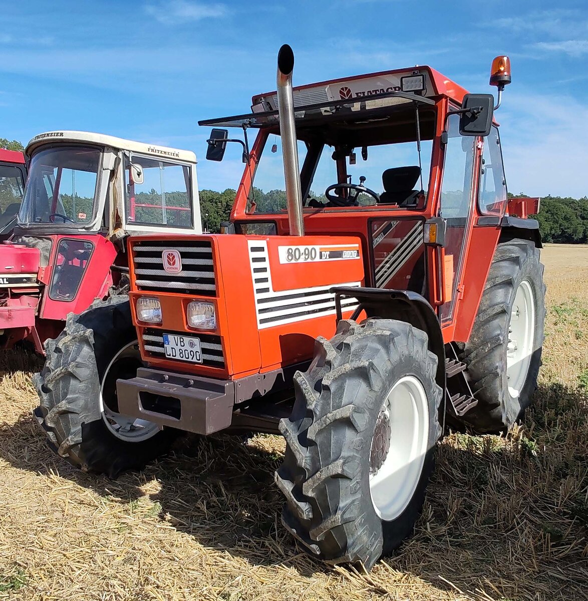 =Fiat 80-90 DT, ausgestellt bei der Oldtimerveranstaltung der OLDTIMERFREUNDE OHMTAL in Dannenrod, 09-2025