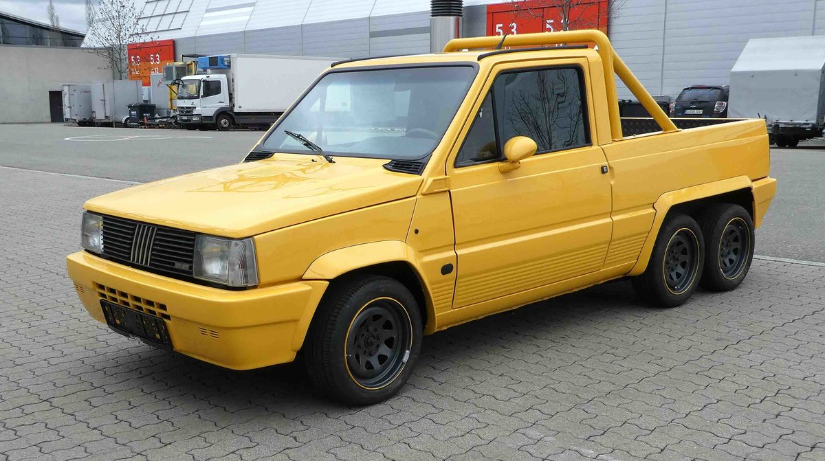 =Fiat Panda Pickup, steht zum Verkauf bei den Retro Classics in Stuttgart, 03-2019