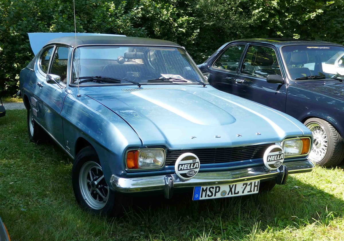 =Ford Capri, ausgestellt bei Blech & Barock im Juli 2018 auf dem Gelände von Schloß Fasanerie bei Eichenzell