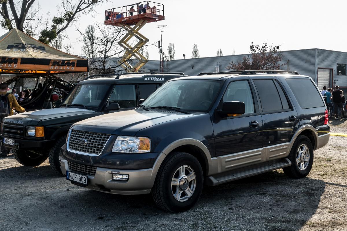 Ford Expedition. Foto: Automobil und Tuning Show, März 2019 in Budapest.