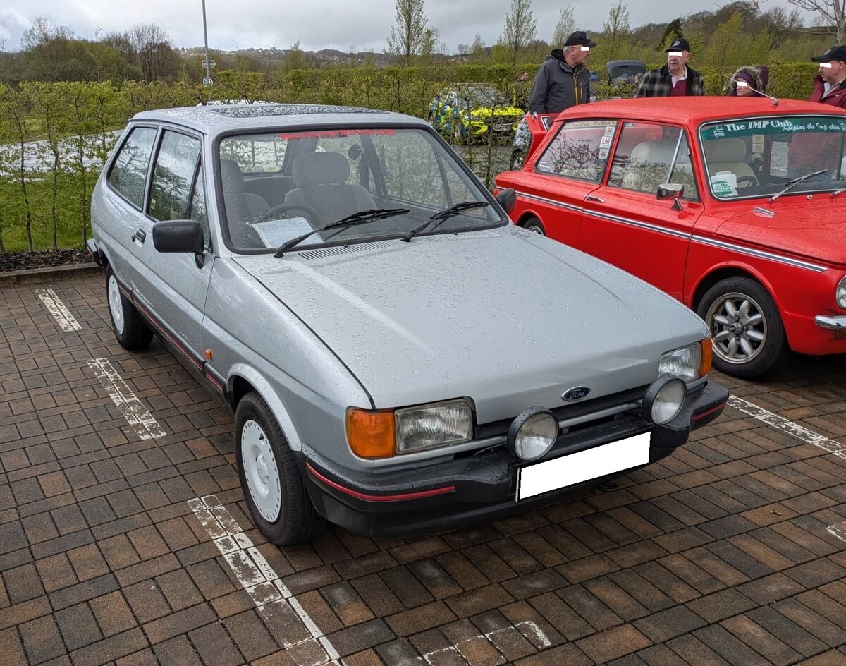 Ford Fiesta MK2 1.4S aus dem Jahr 1987. Sirhowy Valley (S�dwales) Classic car meeting im April 2025.