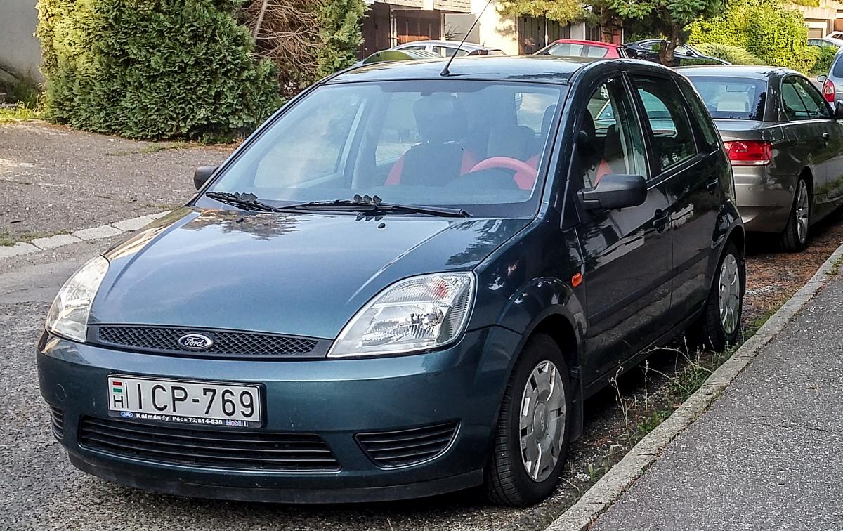 Ford Fiesta Mk5, gesehen in Pécs (HU), 08.2019.