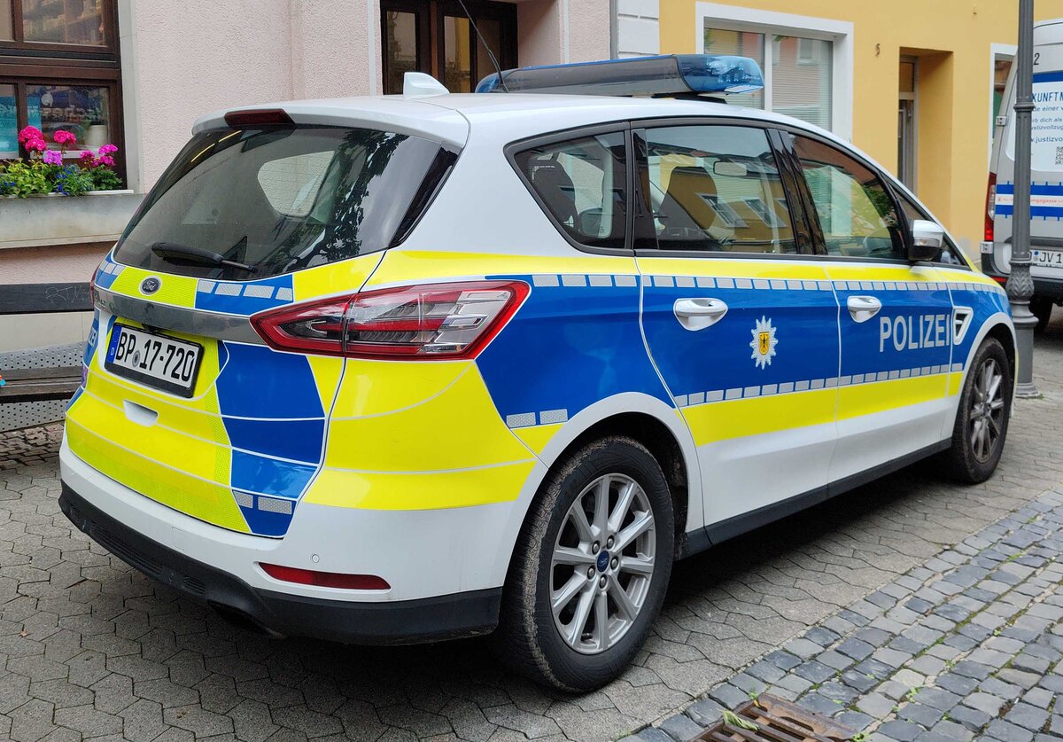 =Ford Focus der Bundespolizei steht beim Tag des Blaulichts in H�nfeld, 06-2026