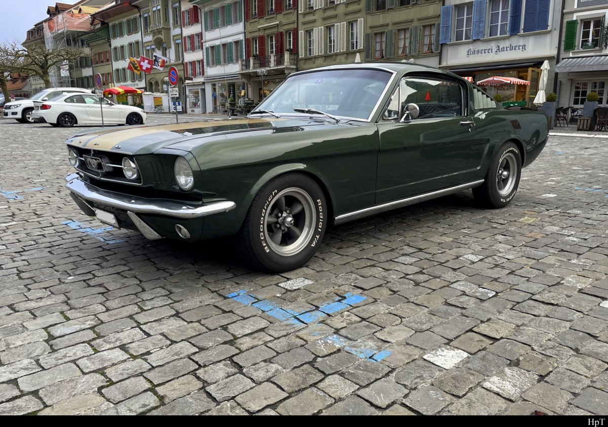 Ford Mustang in Aarberg am 09.04.2022