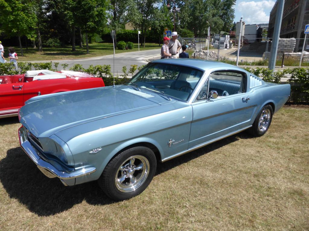 Ford Mustang beim Mustang-Treffen (50 Jahre Mustang) in Mondorf am 15.06.2014