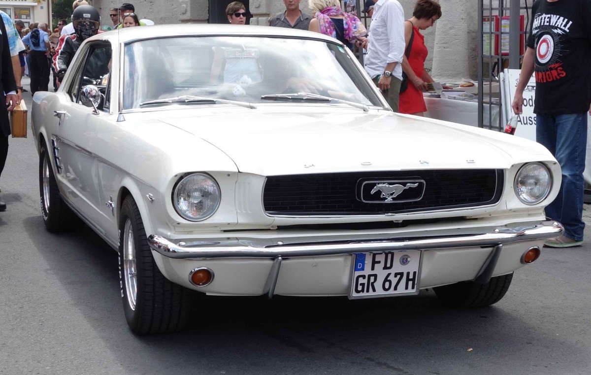 Ford Mustang, gesehen bei den Fladungen Classics, Juli 2014