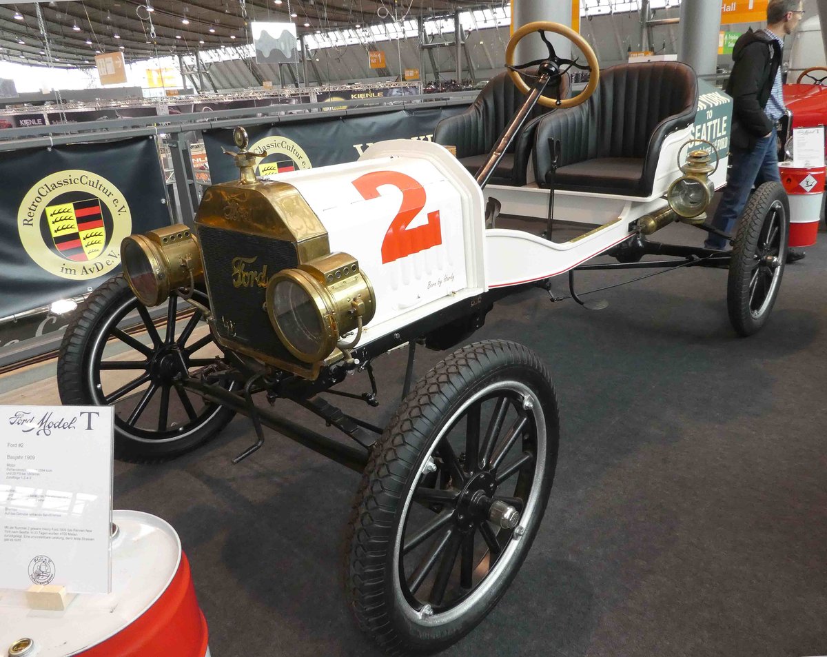 =Ford T, Bj. 1909, 2884 ccm, 20 PS, ausgestellt bei den Retro Classics in Stuttgart, 03-2019