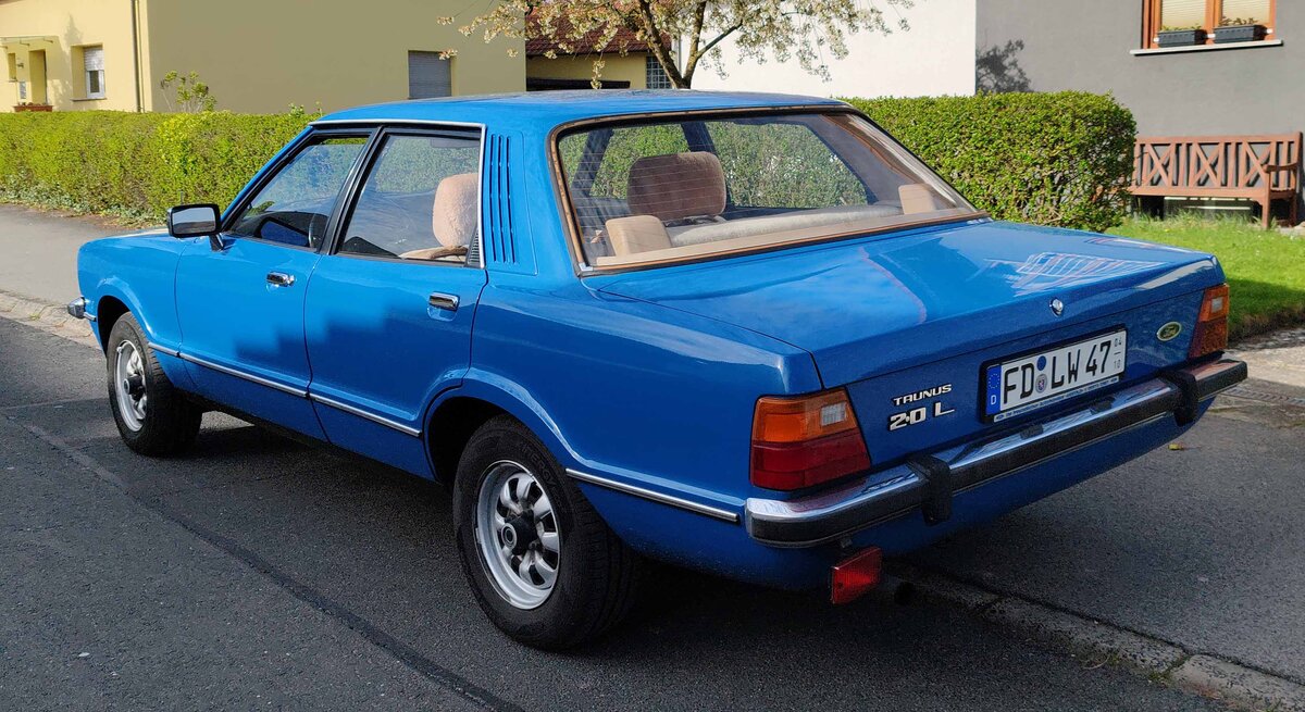 =Ford Taunus 2.0 L steht im April 2026 in Petersberg-Marbach