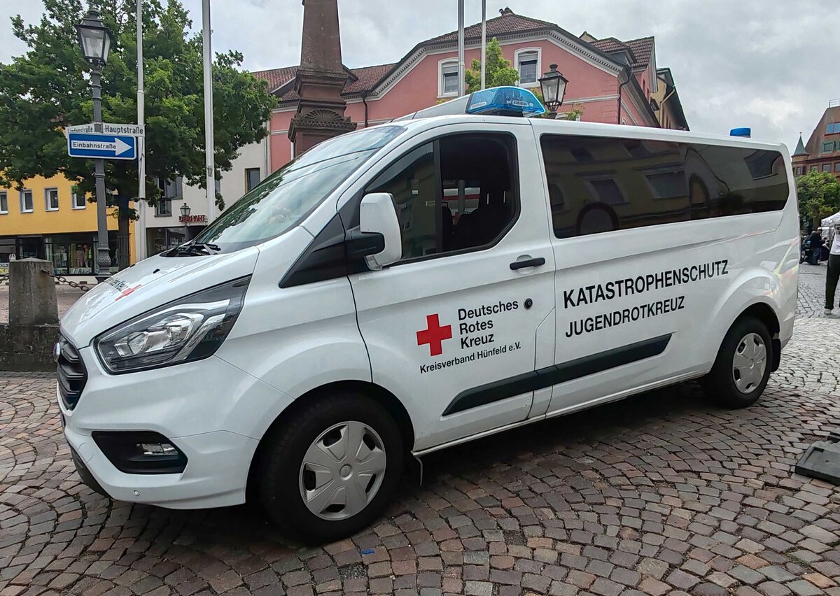 =Ford Transit Custom vom DRK KV H�NFELD eingesetzt beim H�nfelder Tag des Blaulichts, 05-2026