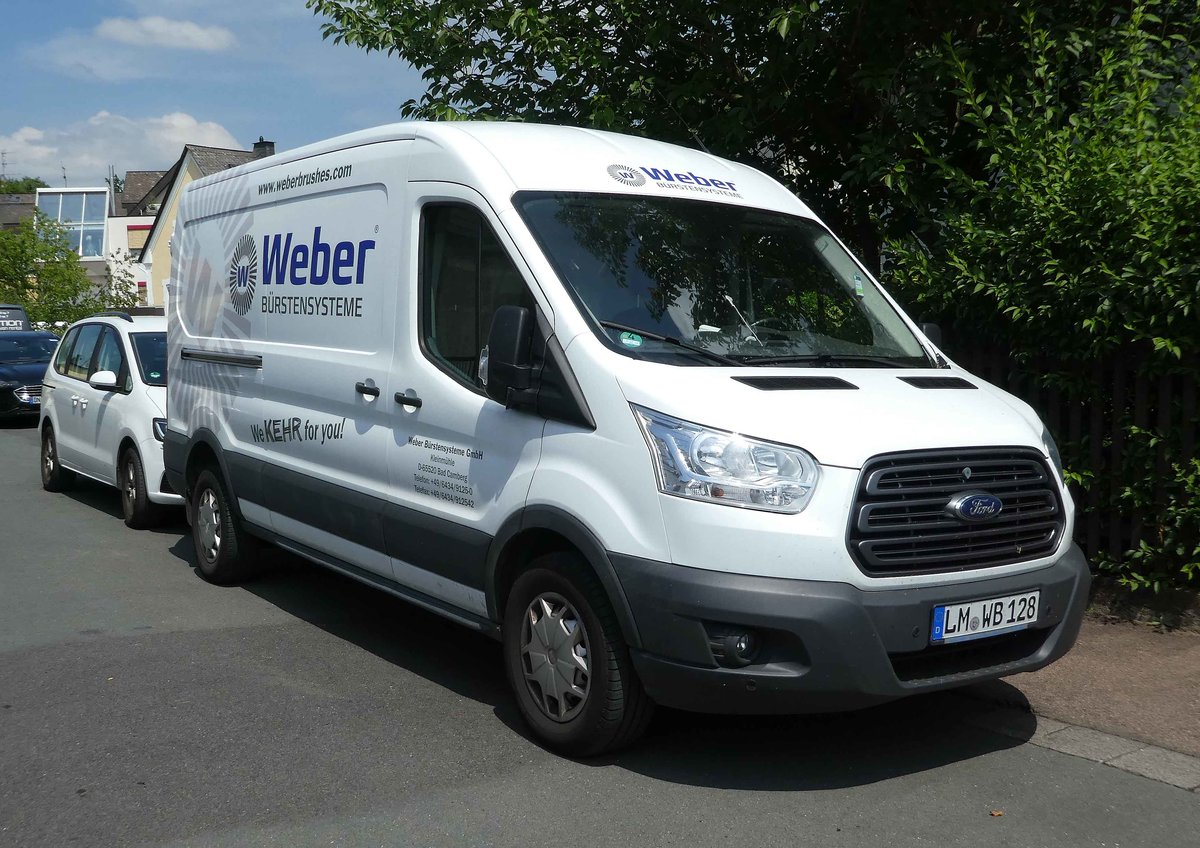 =Ford Transit von WEBER-Bürstensysteme steht im Juni 2019 in Bad Camberg