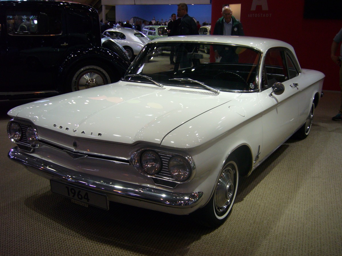 Frontansicht eines Chevrolet Corvair Monza Spyder. 1960 - 1964. Techno Classica am 18.04.2015.