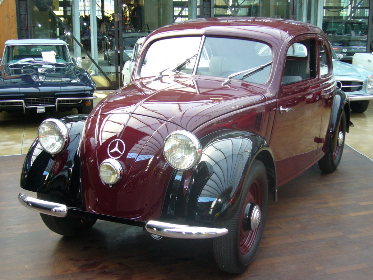 Frontansicht eines Mercedes Benz 170H. 1936 - 1939. Classic Remise Dseldorf am 15.09.2013.