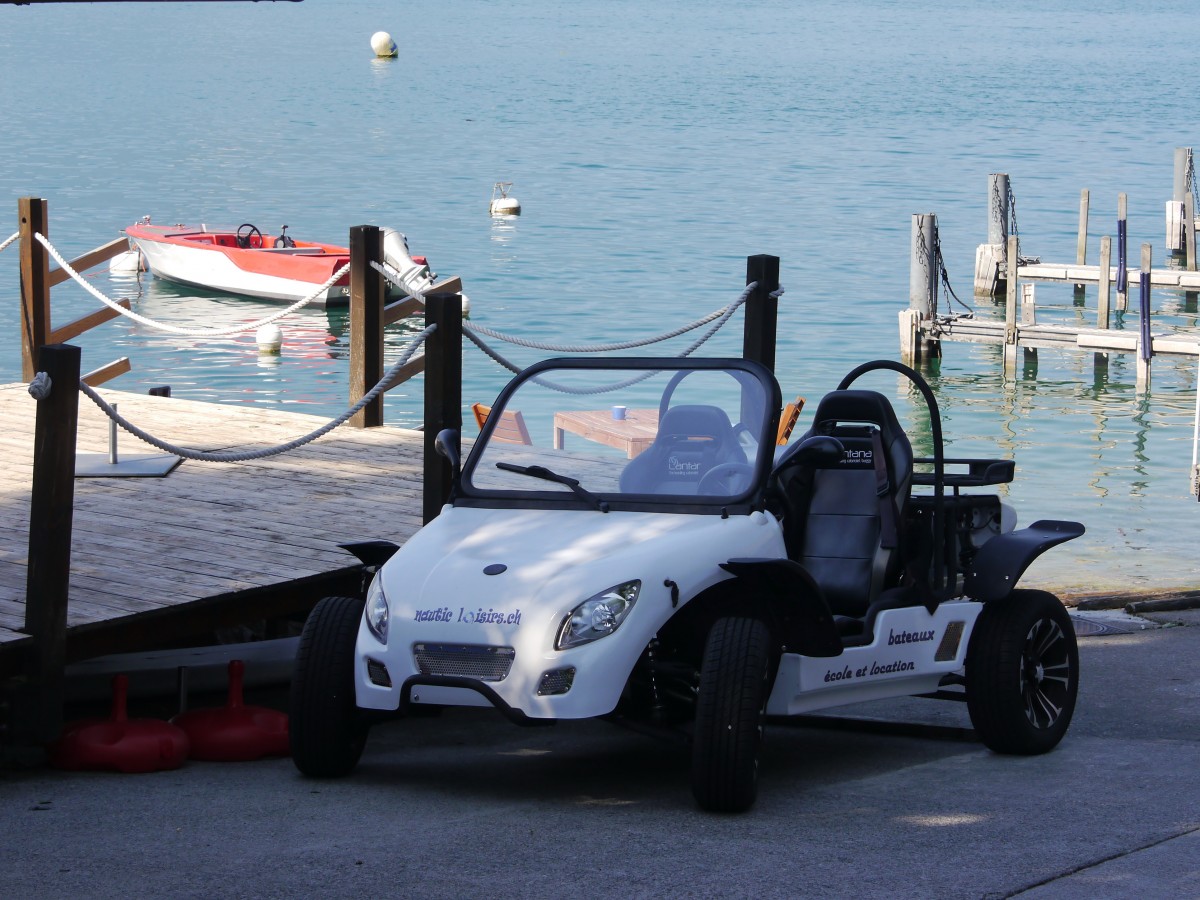 gesehen in Montreux, 13.06.2014 - in welche Kategorie gehört dies car von nautic loisirs.ch?
