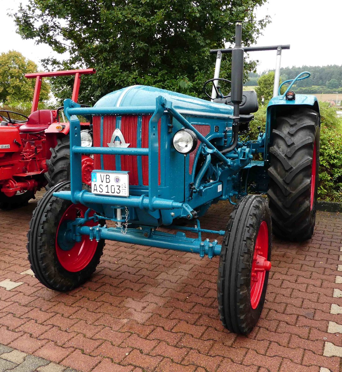 =Hanomag Brillant 600, gesehen bei der Oldtimerausstellung in Angersbach, September 2016