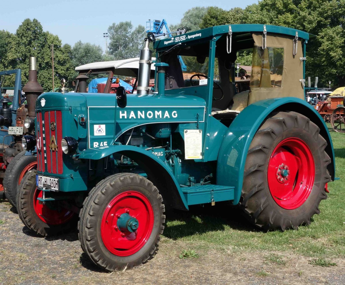 Hanomag R 45 steht bei der Oldtimerausstellung in Gudensberg im Juli 2015