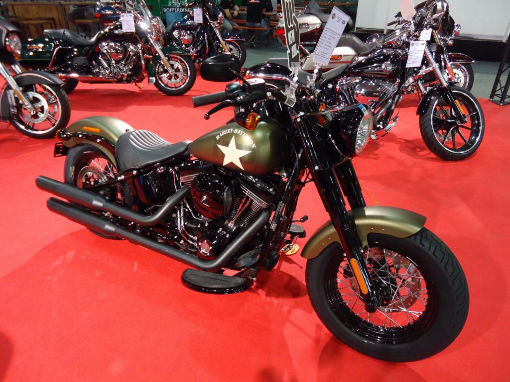 Harley-Davidson Softtail Slim S auf der International Motor Show in Luxembourg, 20.11.2015