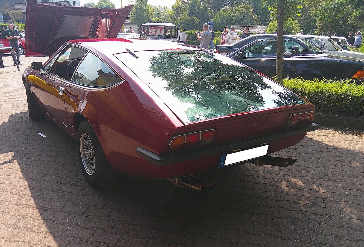 Heckansicht eines Bitter Diplomat CD aus dem Jahr 1974. Oldtimertreffen Essen-Burgaltendorf am 10.05.2026.
