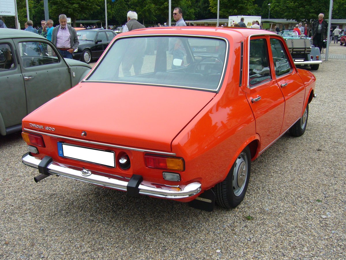 Heckansicht eines Dacia 1300. 1969 - 1979. Oldtimertreffen Pferderennbahn Gelsenkirchen am 16.07.2017.