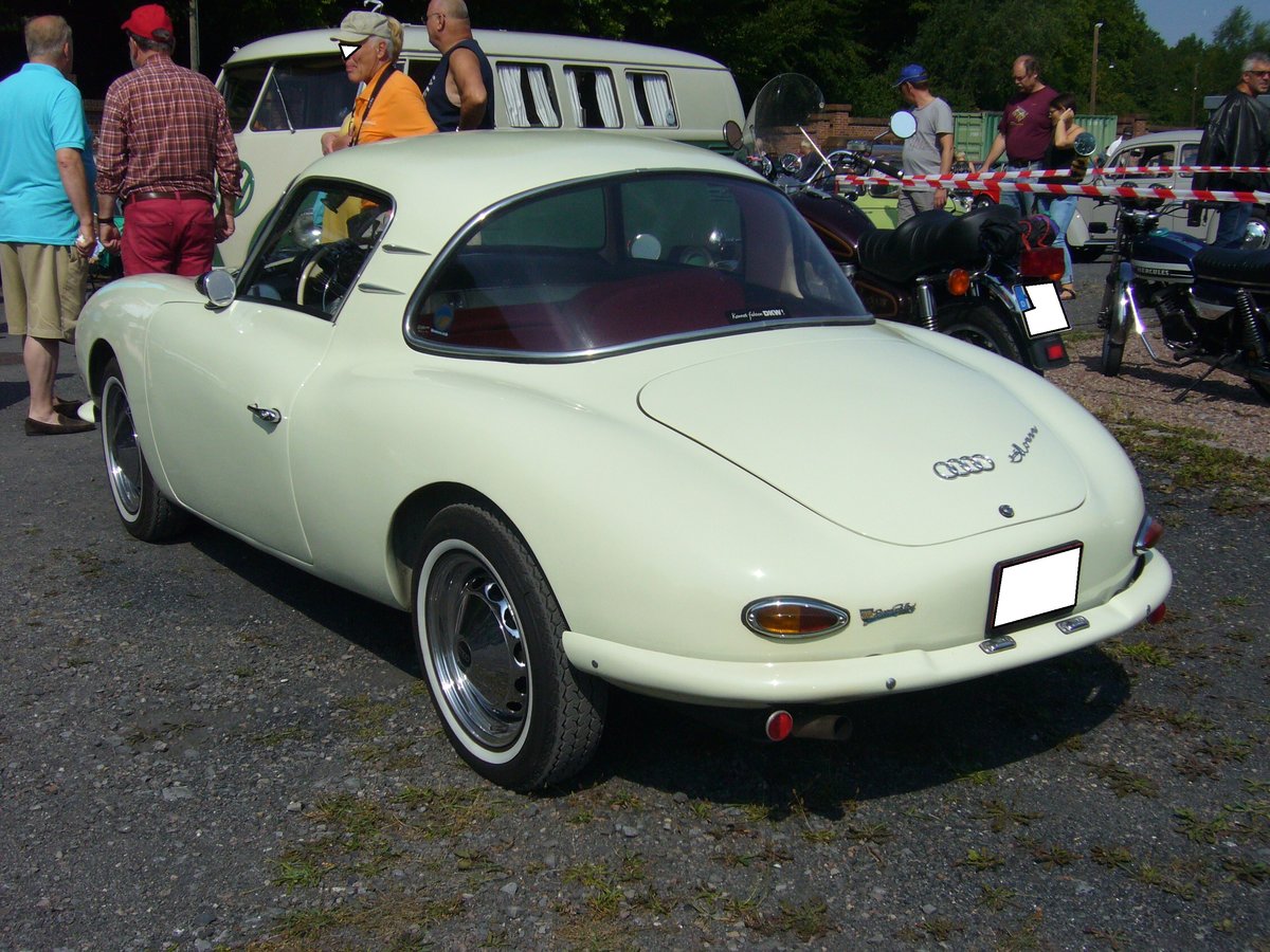 Heckansicht eines DKW 3=6 Monza. 1956 - 1958. Oldtimertreffen Zeche Hannover in Herne am 22.07.2018.