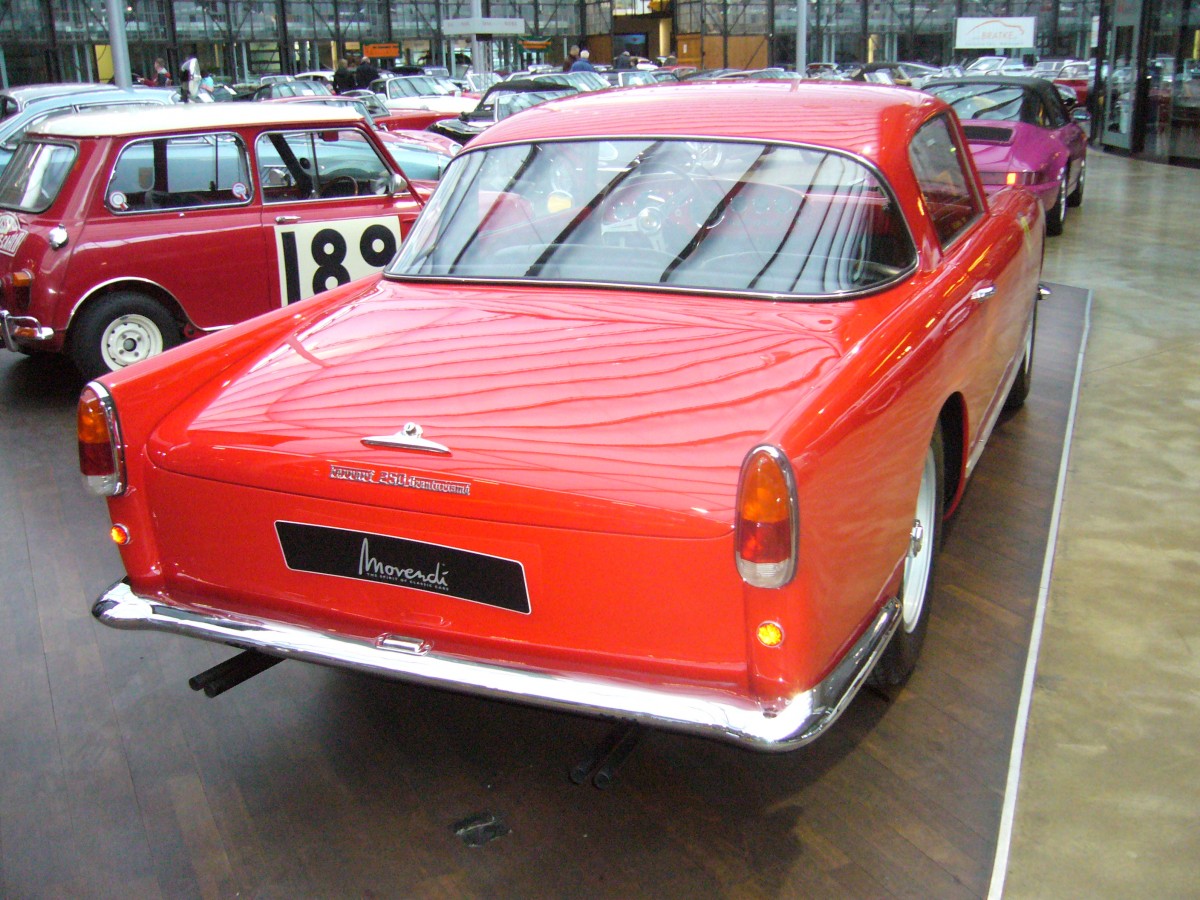 Heckansicht eines Ferrari 250 GT der Carozzeria Ellena/Torino von 1958. Classic Remise Düsseldorf am 29.12.2013.
