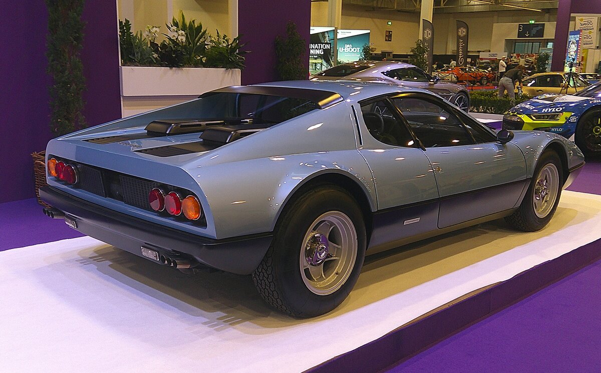 Heckansicht eines Ferrari 375 GT4 BB Modena. Essen Motor Show am 28.11.2025.