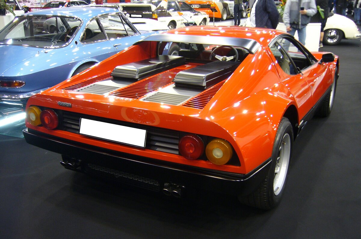 Heckansicht eines Ferrari 512BB aus dem Jahr 1981. Techno Classica Essen am 13.04.2023.