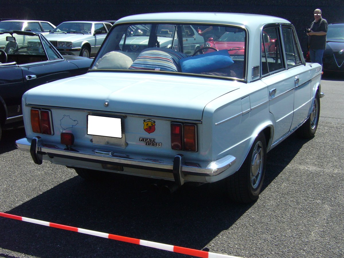 Heckansicht eines Fiat 125 Special. 1968 - 1972. Treffen  Forza Italia  am 30.06.2018 in Krefeld.