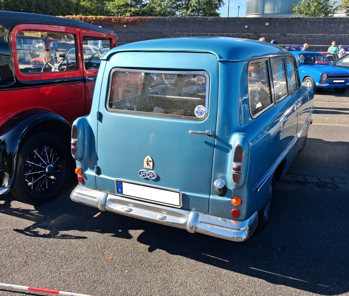 Heckansicht eines Ford G13 12M Kombi aus dem Jahr 1954. 