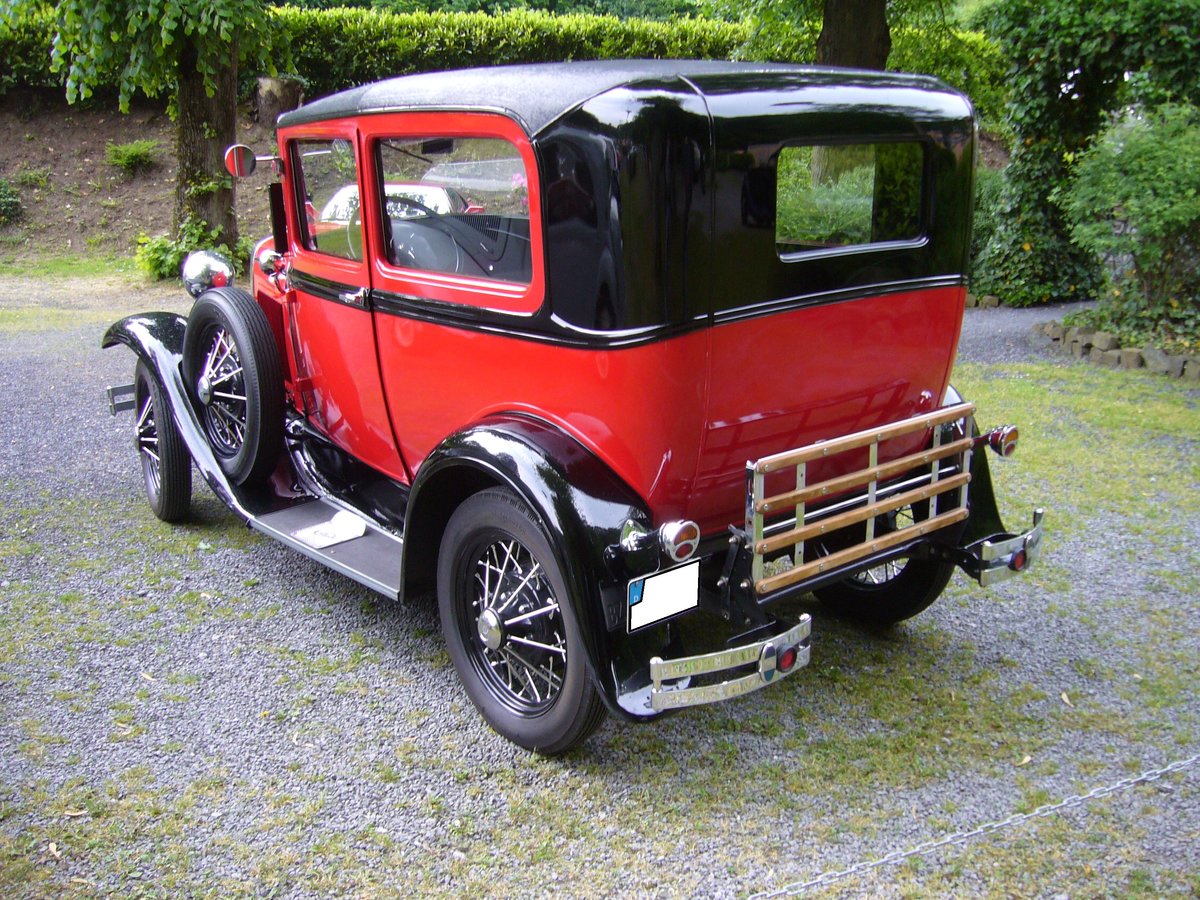 Heckansicht eines Ford Model A Tudor. 1928 - 1931. Oldtimertreffen  Schwarzwaldhaus  Mettmann am 13.05.2018.