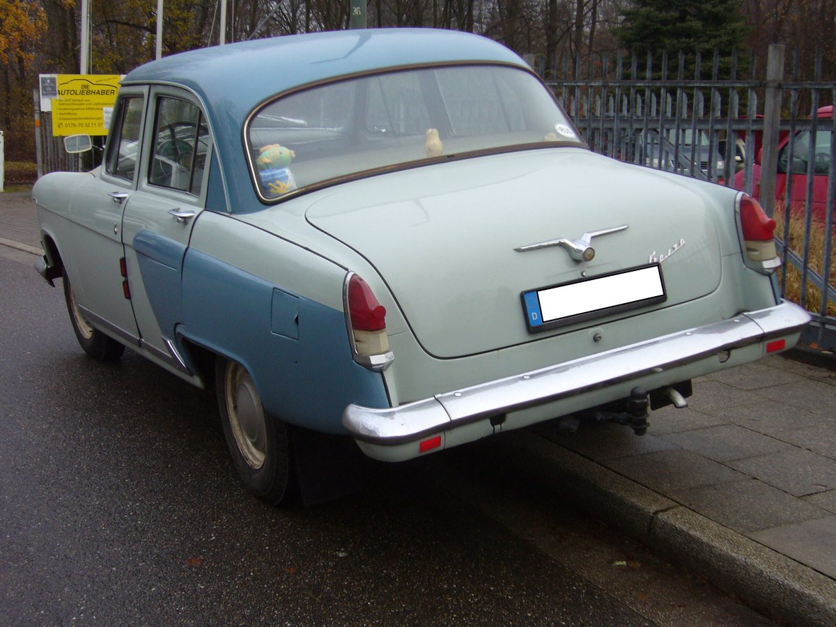 Heckansicht eines GAZ-Wolga M21M aus dem Jahr 1966. Essen-Rüttenscheid am 1212.2020.